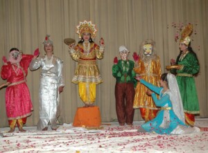 हो हो लाल होरी है "शुक्रवार दिनांक 26 फरवरी 2010 कार्यक्रम में श्री दाऊ दयाल महिला पी जी कालेज फ़िरोज़ाबाद द्धारा प्रस्तुत दशावतार कार्यक्रम की एक झलक ! हो हो लाल होरी है "शुक्रवार दिनांक 26 फरवरी 2010 कार्यक्रम में श्री दाऊ दयाल महिला पी जी कालेज फ़िरोज़ाबाद द्धारा प्रस्तुत दशावतार कार्यक्रम की एक झलक !